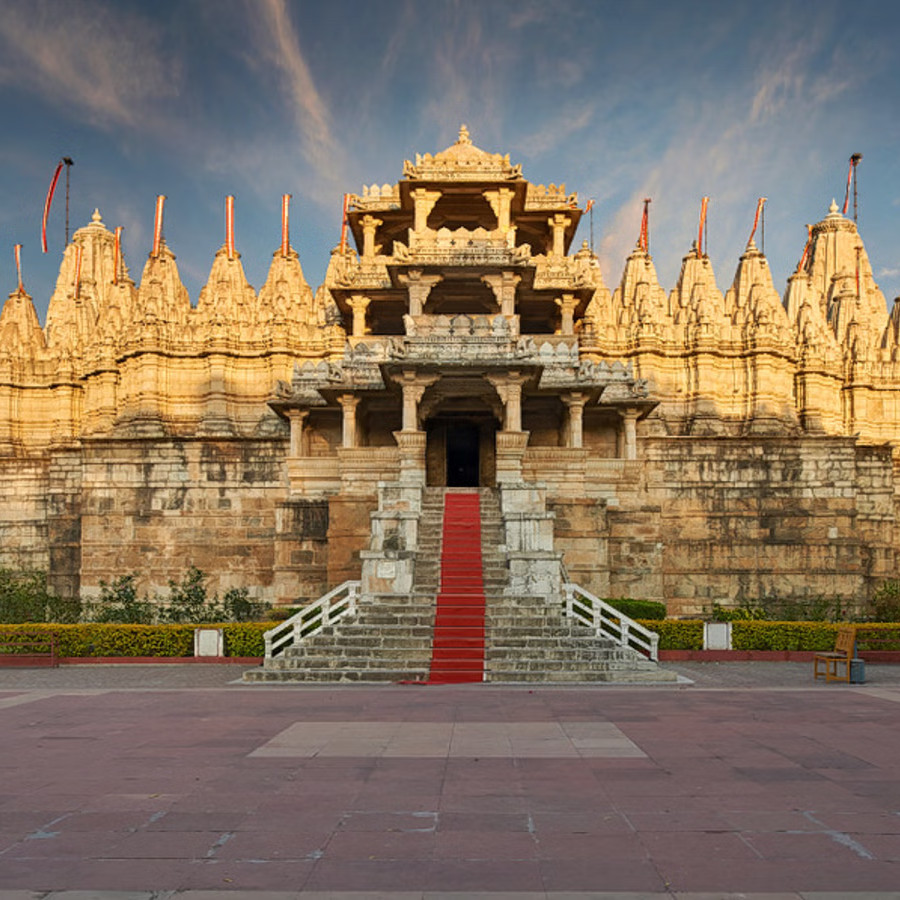 Ranakpur Temple – sacred tour stop for travelers