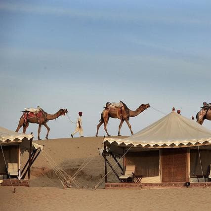 Camel safari with tents – desert tour adventure
