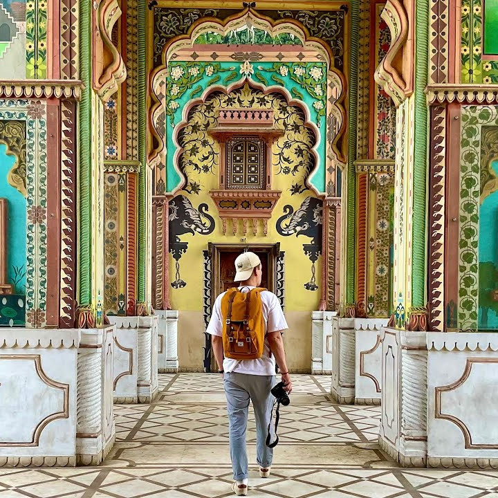 Tourist at Patrika Gate in Jaipur