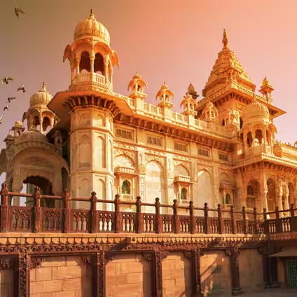 5 Days: Jaipur to Udaipur via Pushkar, Ajmer, Jodhpur & Ranakpur